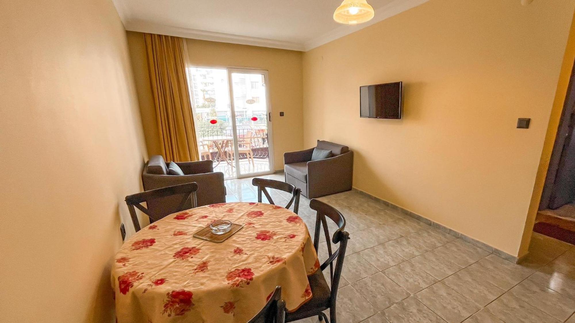 Ozlem 2 Apart Hotel マルマリス エクステリア 写真