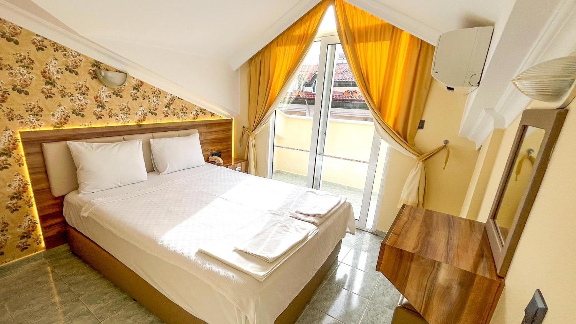 Ozlem 2 Apart Hotel マルマリス エクステリア 写真