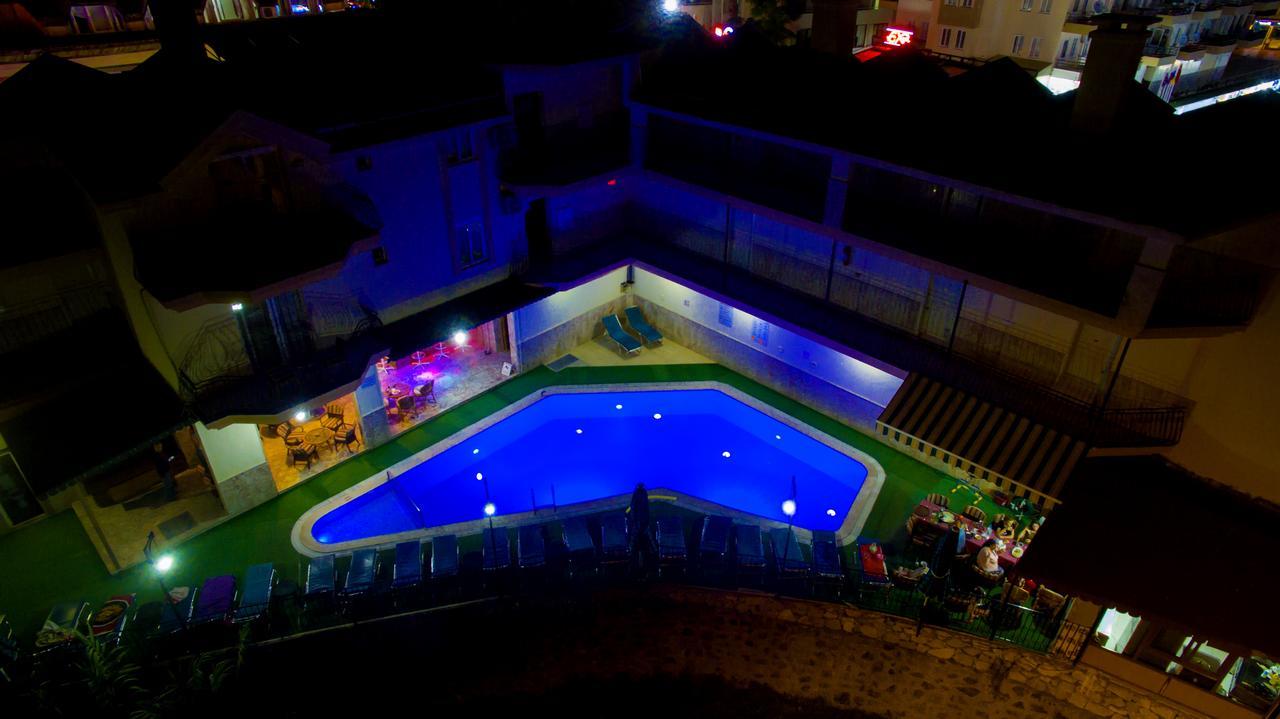 Ozlem 2 Apart Hotel マルマリス エクステリア 写真